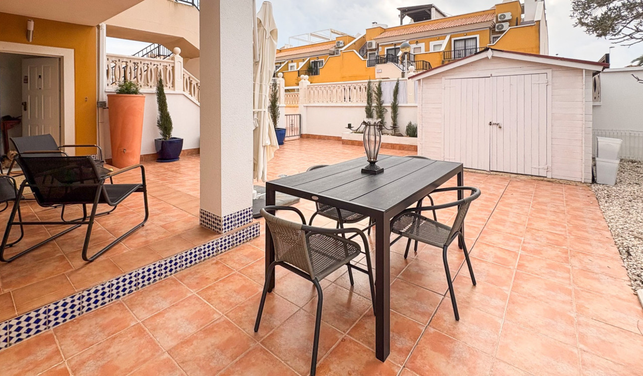 Resale - Semi - Detached Villa - Arenales del Sol - Arenales Del Sol