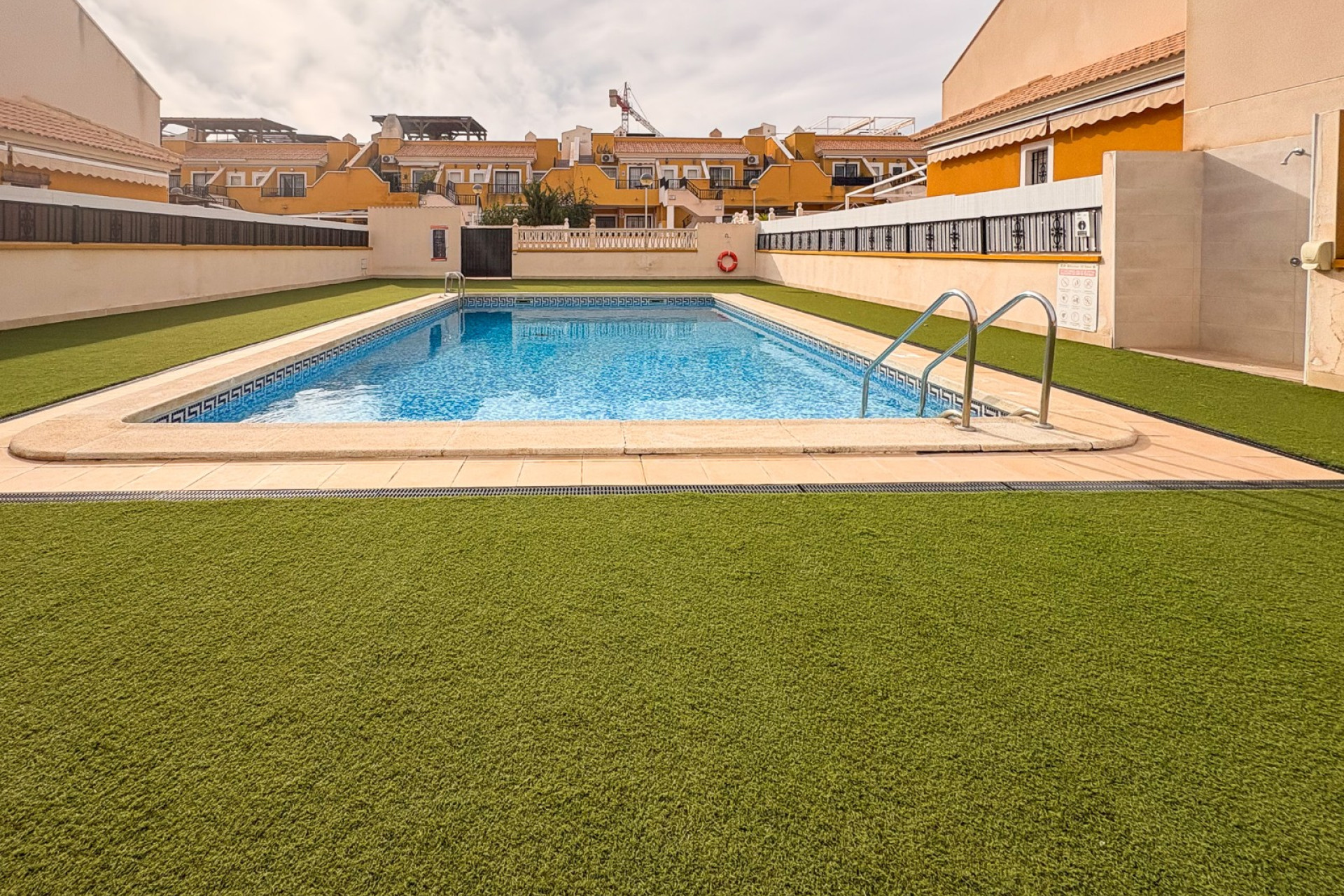 Resale - Semi - Detached Villa - Arenales del Sol - Arenales Del Sol