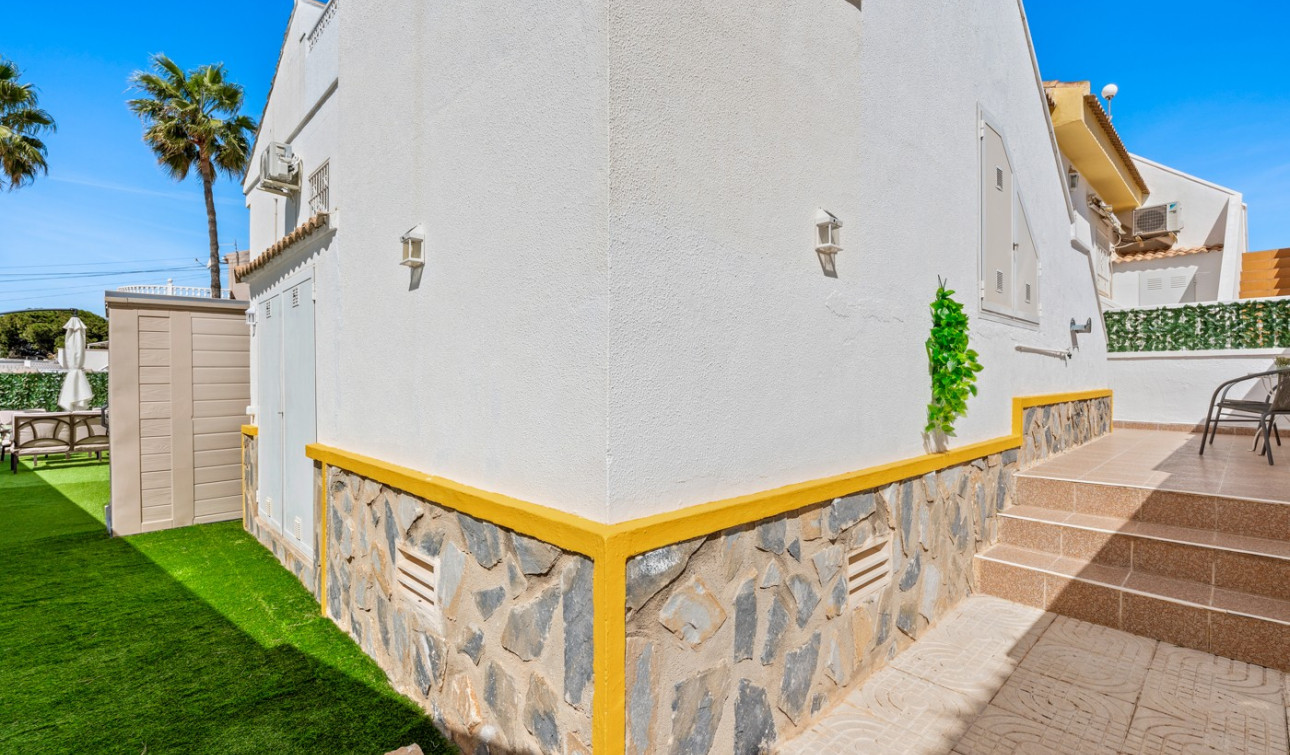 Resale - Semi - Detached Villa - Benijofar - Monte Azul/ El Dorado