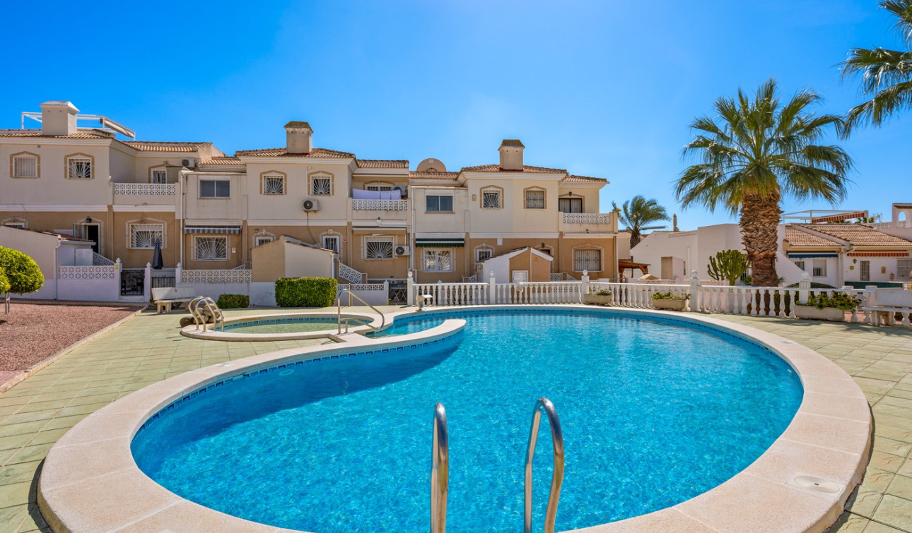 Resale - Semi - Detached Villa - Benijofar - Monte Azul/ El Dorado