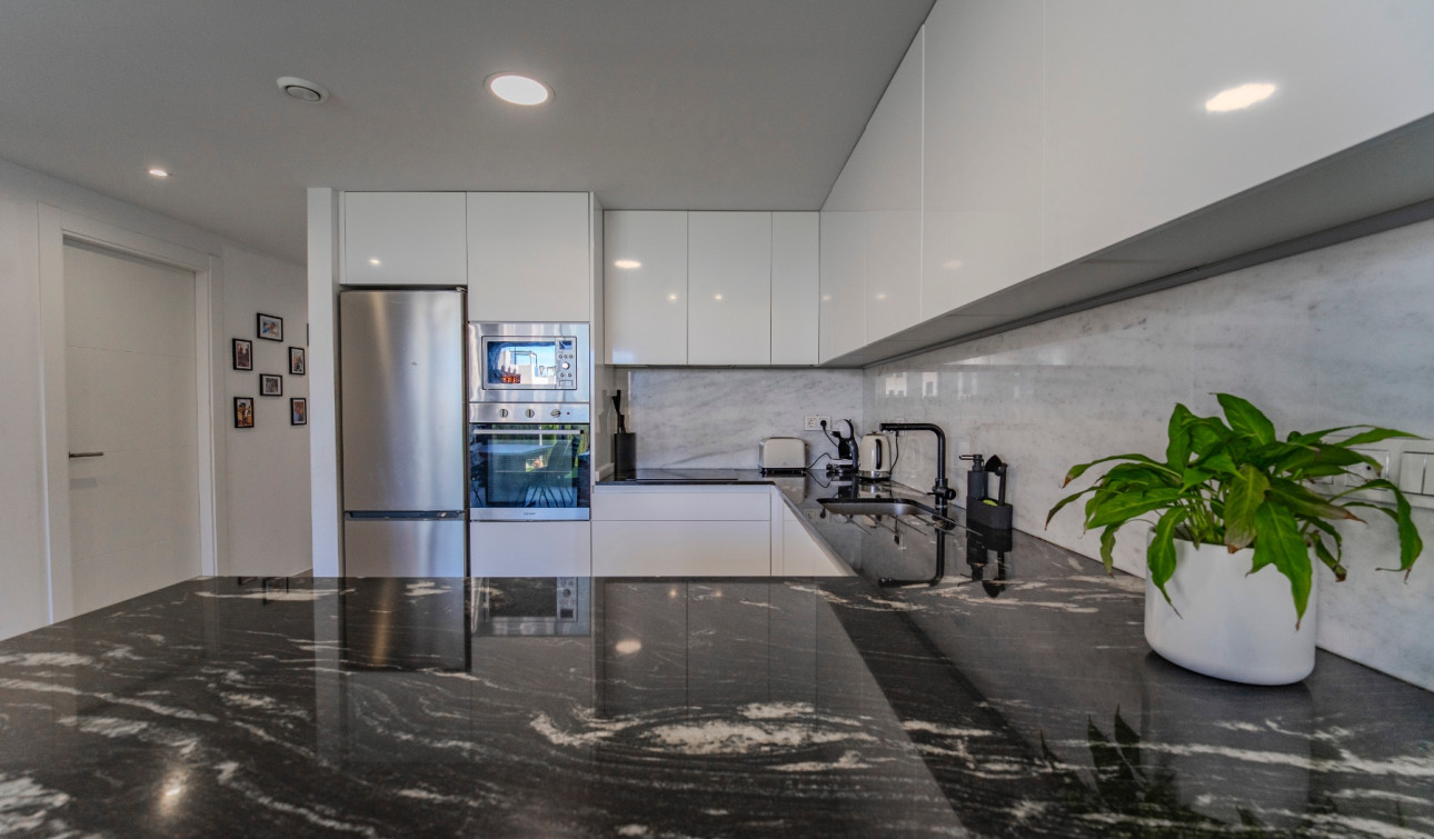 Resale - Semi - Detached Villa - Benijofar