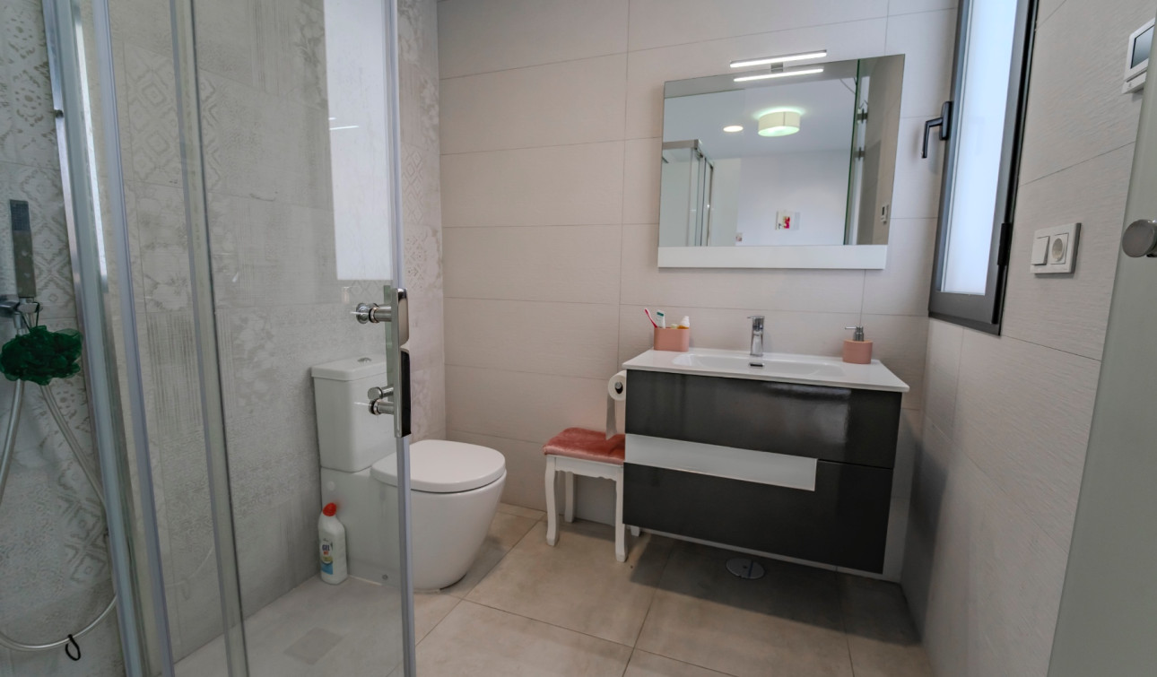 Resale - Semi - Detached Villa - Benijofar