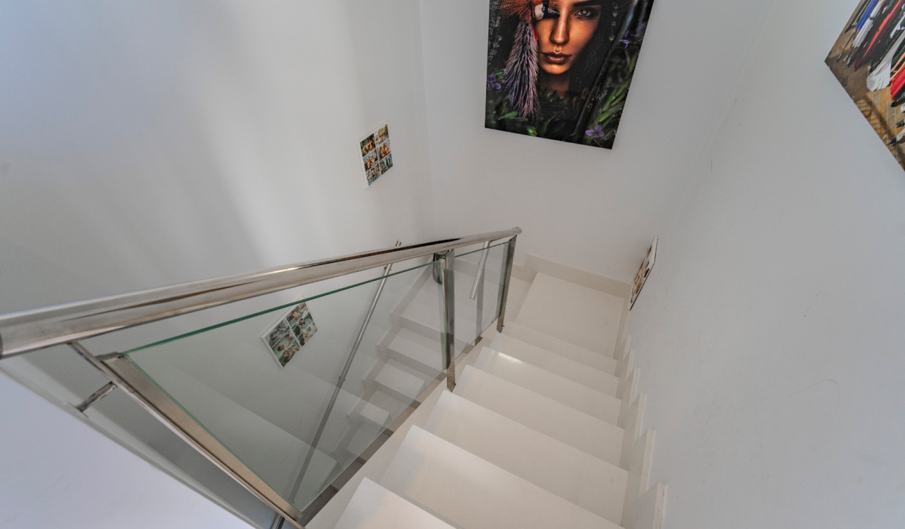 Resale - Semi - Detached Villa - Benijofar