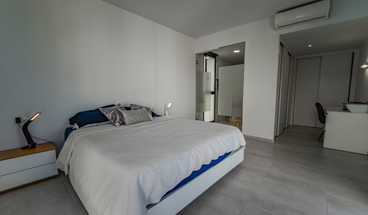 Resale - Semi - Detached Villa - Benijofar