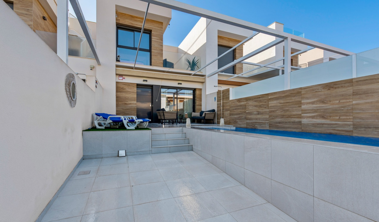 Resale - Semi - Detached Villa - Ciudad Quesada - Costa Blanca South