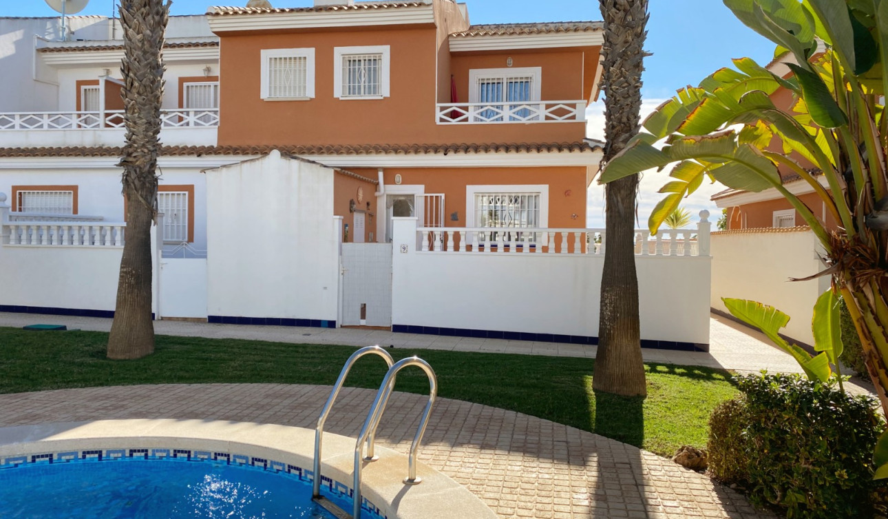Resale - Semi - Detached Villa - Ciudad Quesada - Doña Pena