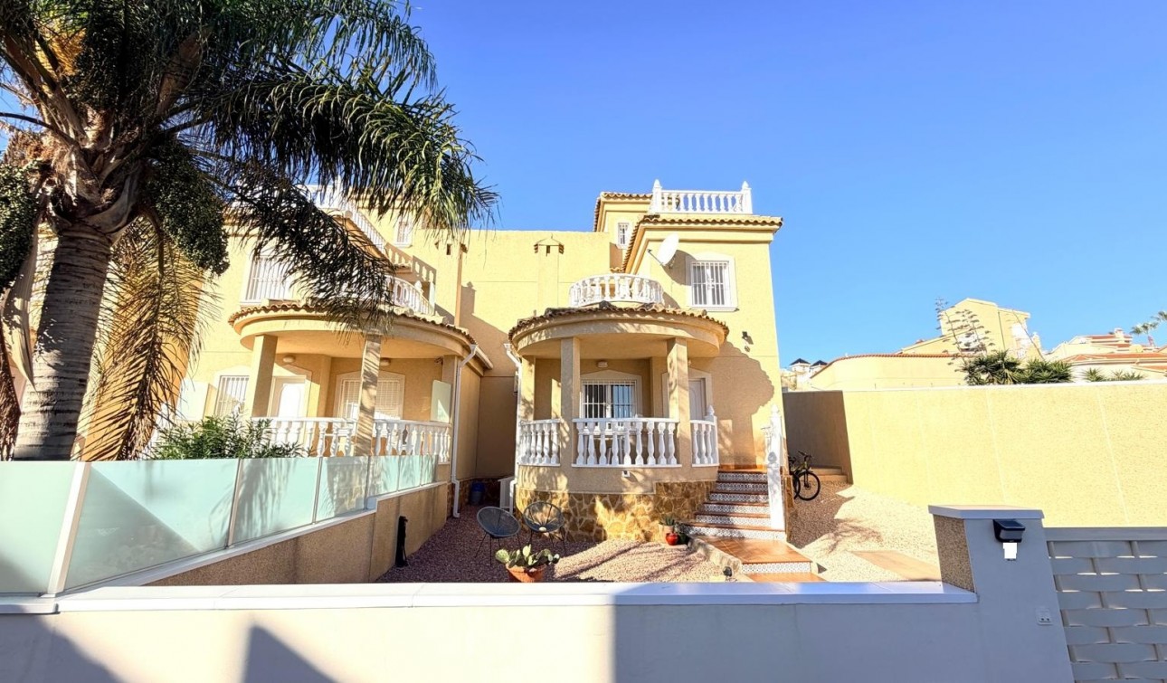 Resale - Semi - Detached Villa - Ciudad Quesada - La Marquesa Golf