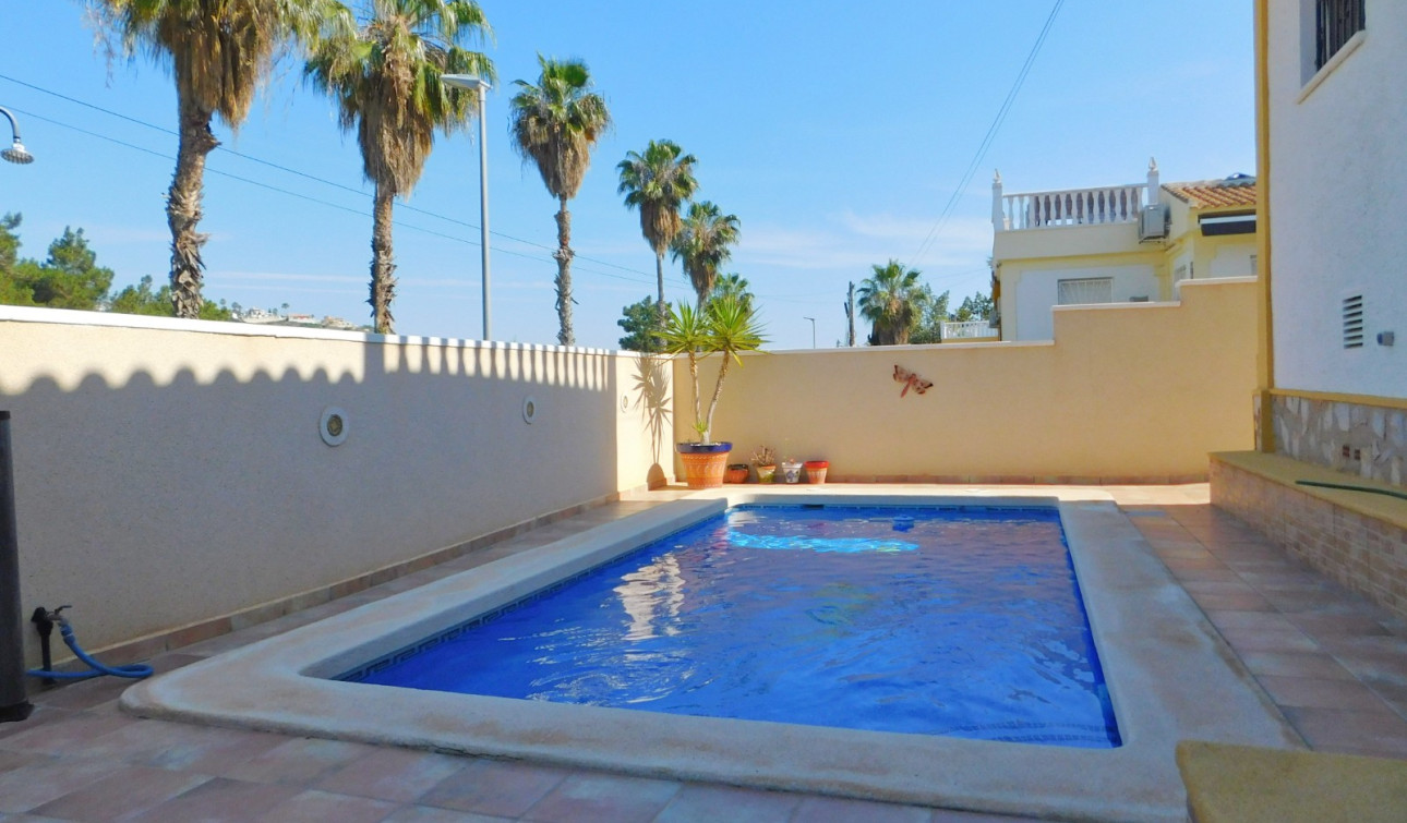 Resale - Semi - Detached Villa - Ciudad Quesada - La Marquesa Golf