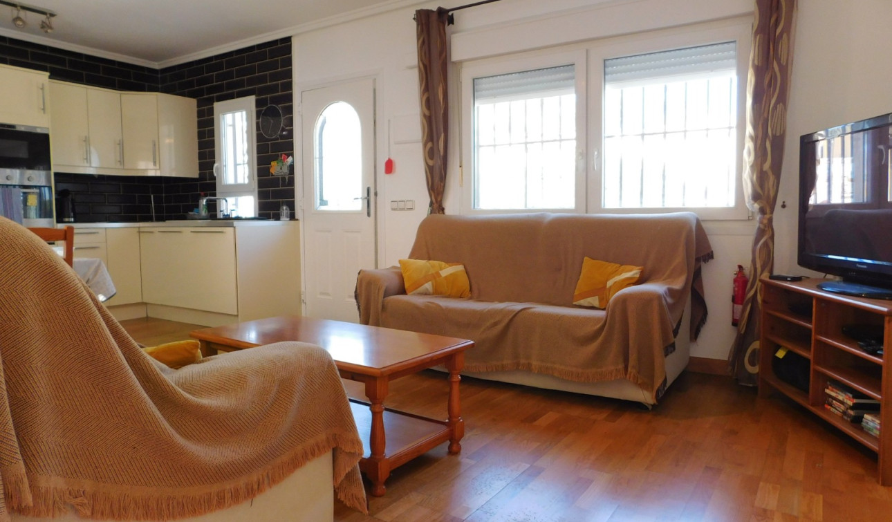 Resale - Semi - Detached Villa - Ciudad Quesada - La Marquesa Golf