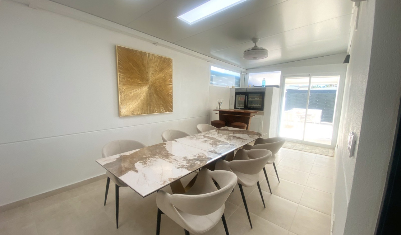 Resale - Semi - Detached Villa - Ciudad Quesada - Pueblo Bravo