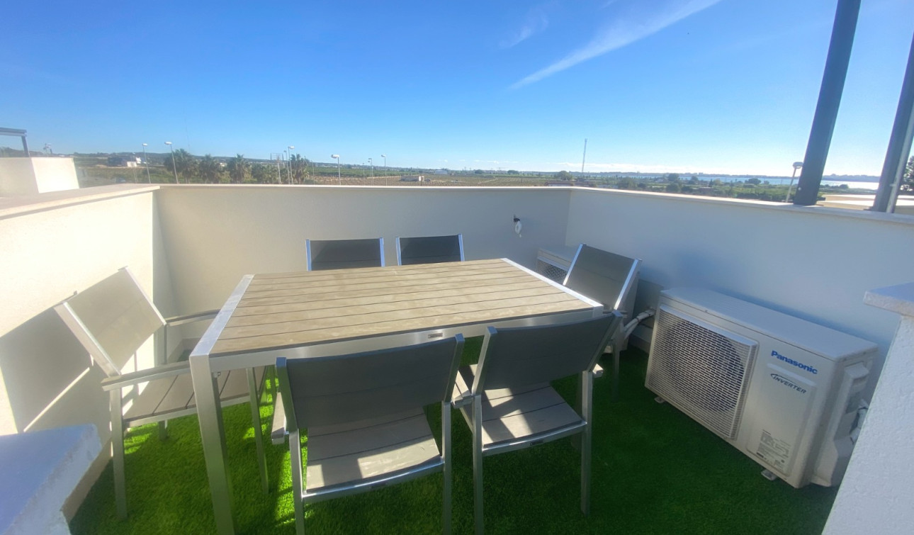 Resale - Semi - Detached Villa - Ciudad Quesada - Pueblo Bravo