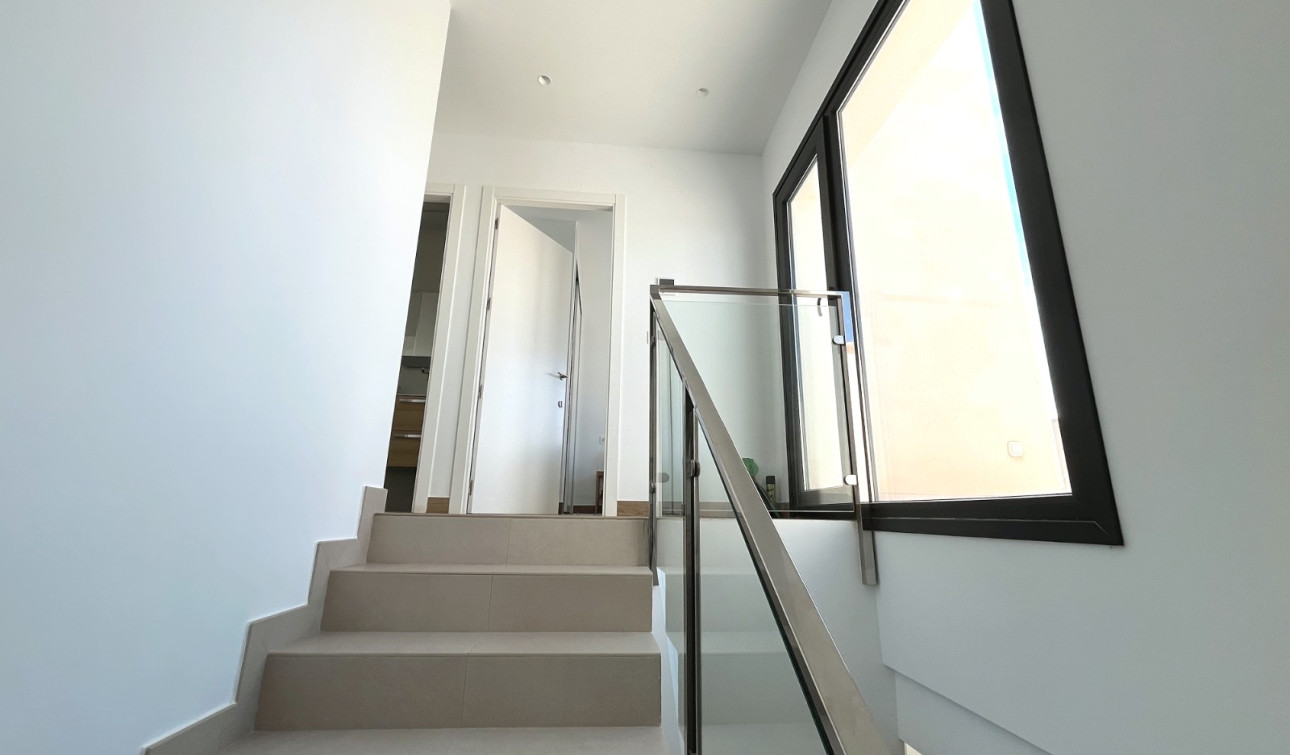 Resale - Semi - Detached Villa - Ciudad Quesada - Pueblo Bravo