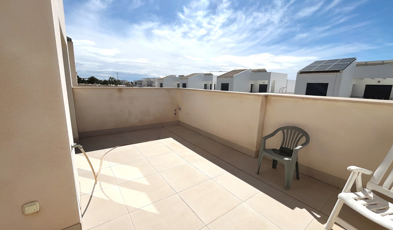 Resale - Semi - Detached Villa - Ciudad Quesada - Pueblo Bravo
