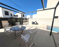 Resale - Semi - Detached Villa - Ciudad Quesada - Pueblo Bravo