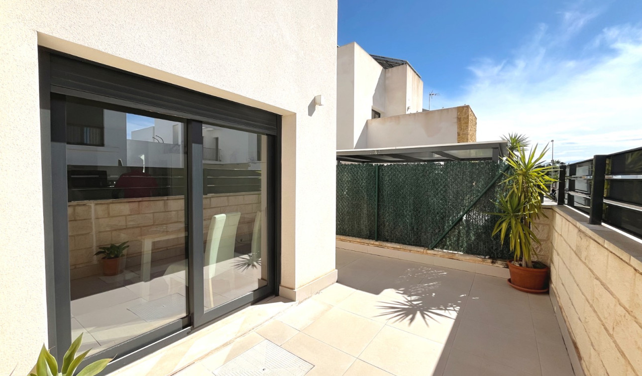 Resale - Semi - Detached Villa - Ciudad Quesada - Pueblo Bravo