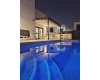 Resale - Semi - Detached Villa - Ciudad Quesada - Pueblo Bravo