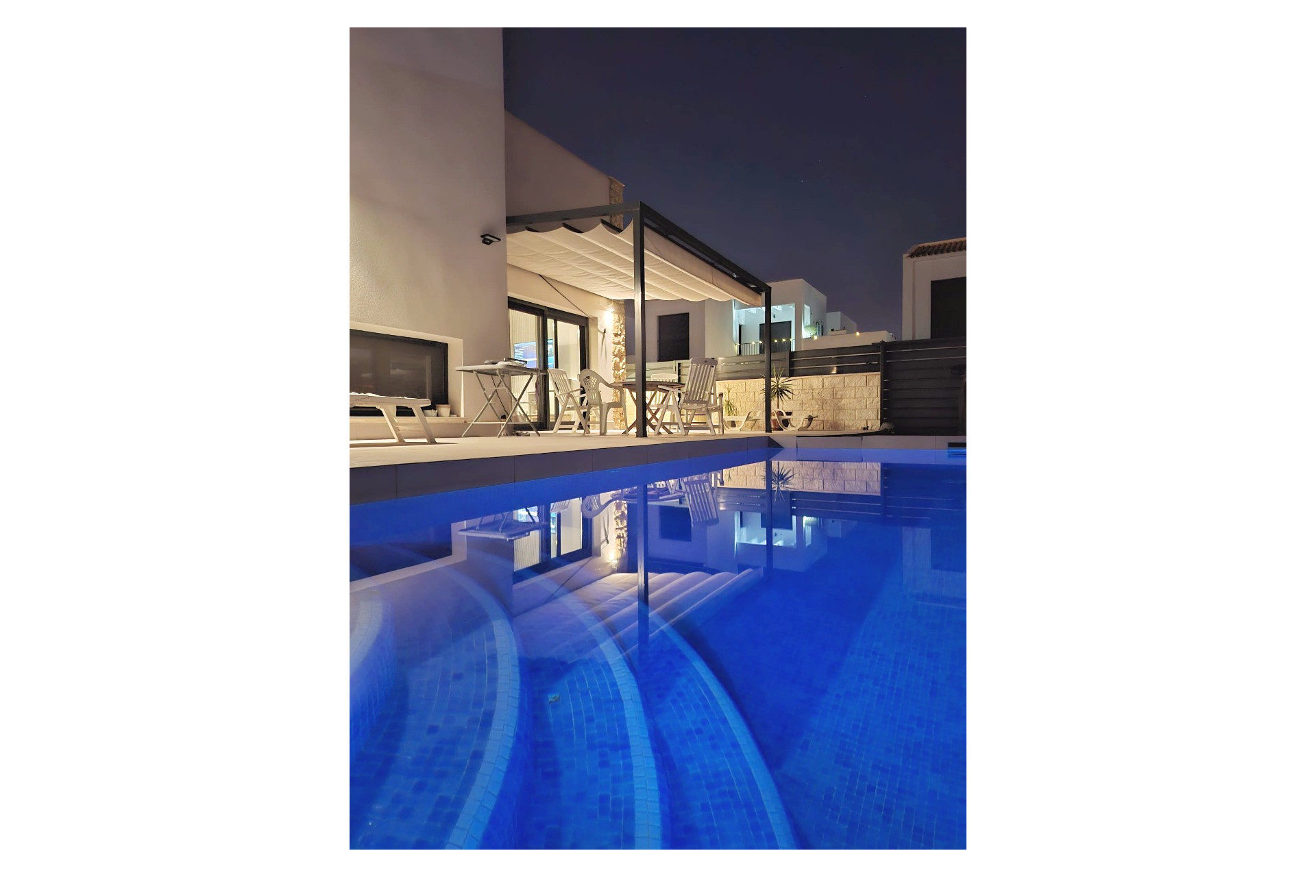 Resale - Semi - Detached Villa - Ciudad Quesada - Pueblo Bravo