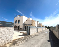 Resale - Semi - Detached Villa - Ciudad Quesada - Pueblo Bravo