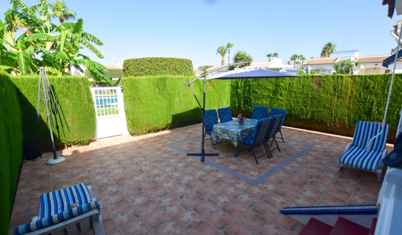 Resale - Semi - Detached Villa - Ciudad Quesada - Pueblo Bravo