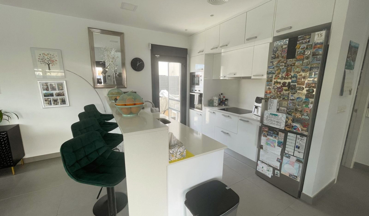 Resale - Semi - Detached Villa - Ciudad Quesada - Pueblo Bravo