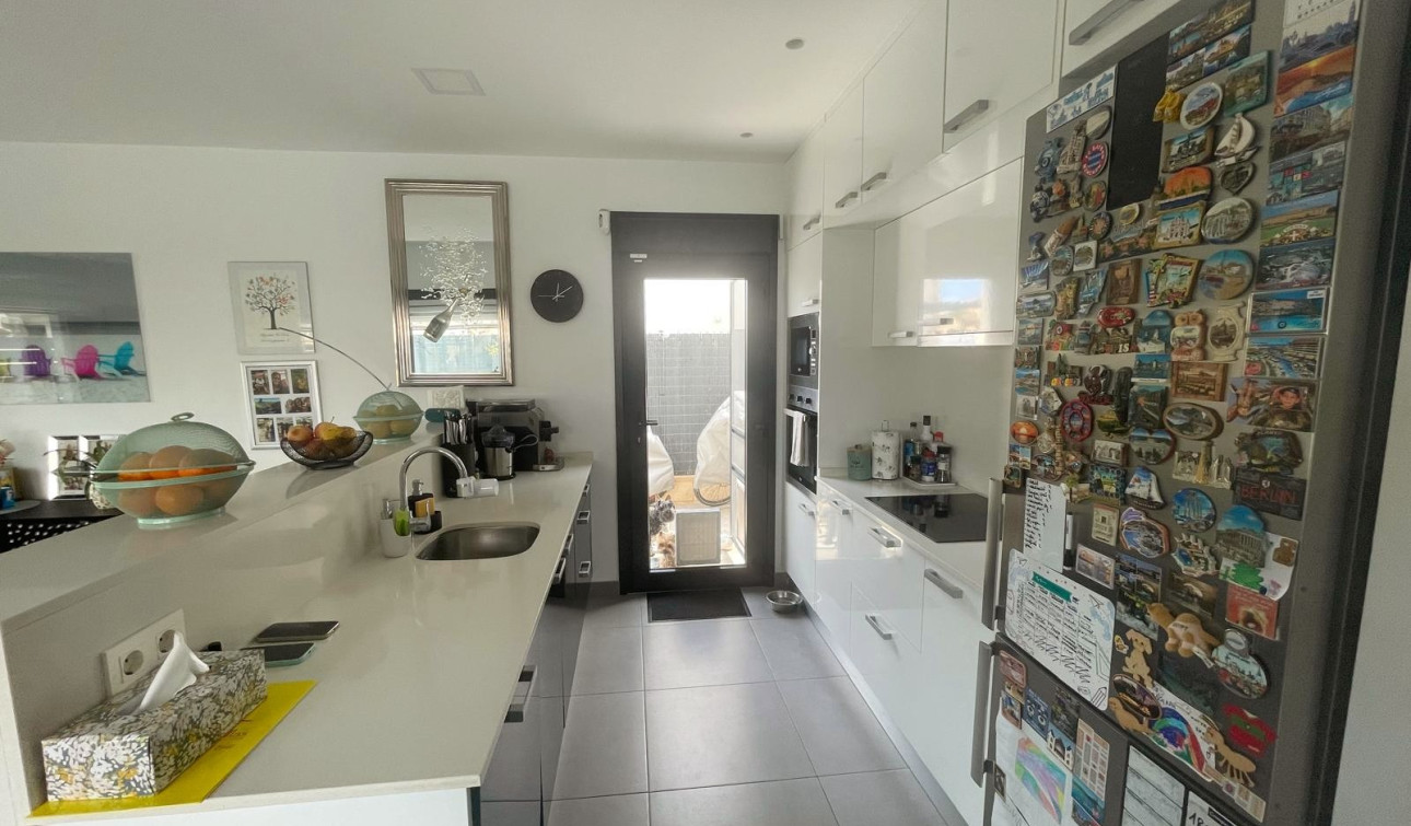 Resale - Semi - Detached Villa - Ciudad Quesada - Pueblo Bravo