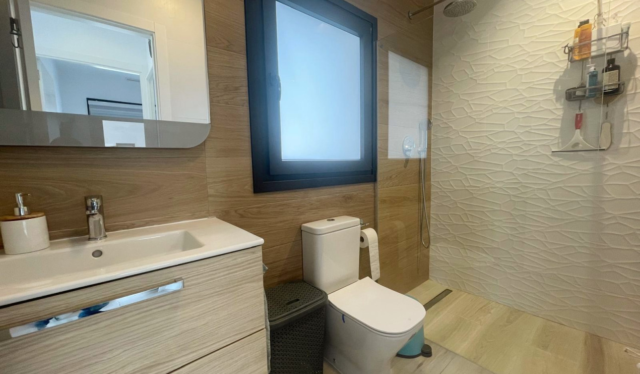 Resale - Semi - Detached Villa - Ciudad Quesada - Pueblo Bravo