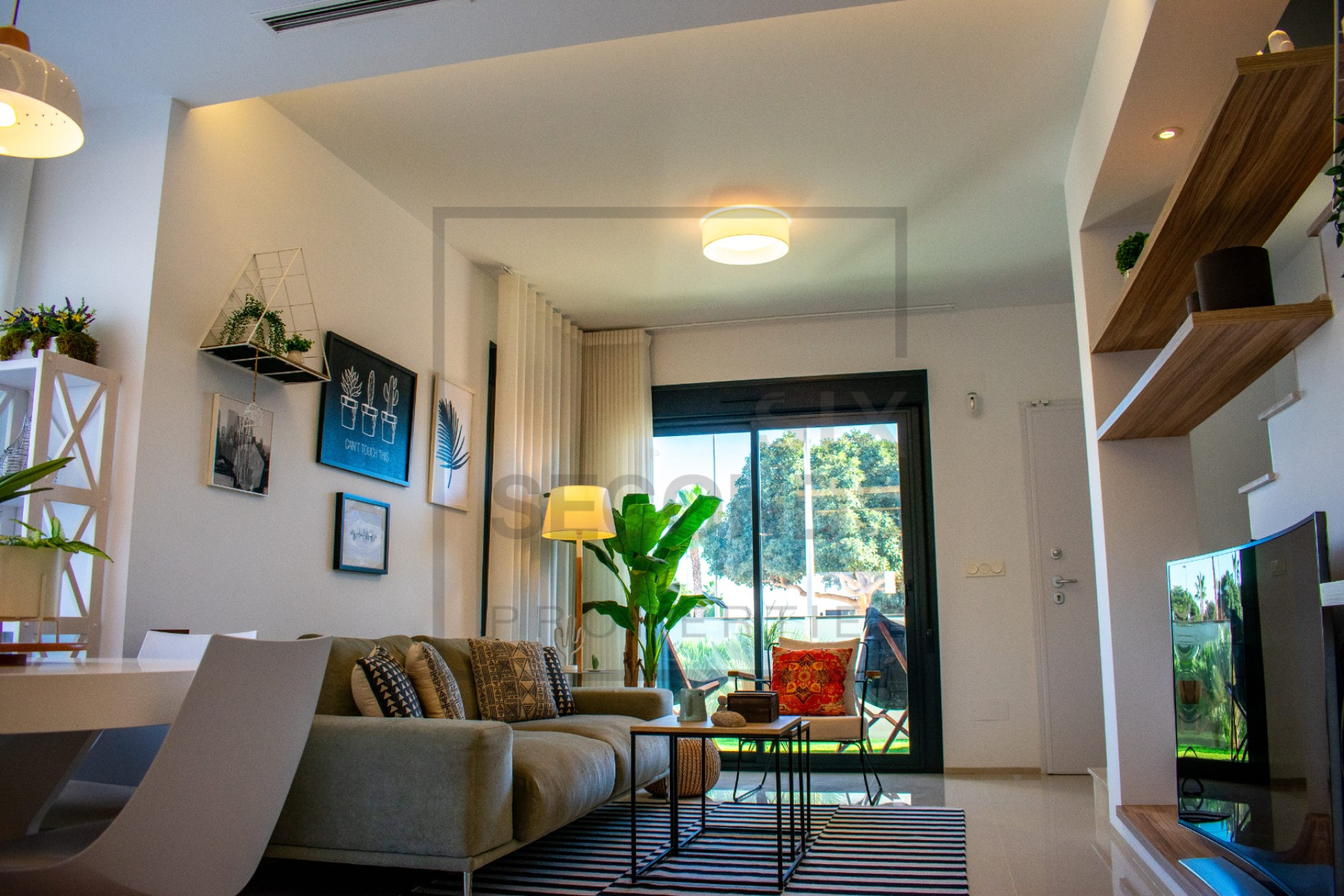 Resale - Semi - Detached Villa - Ciudad Quesada