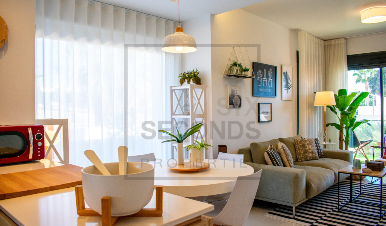 Resale - Semi - Detached Villa - Ciudad Quesada