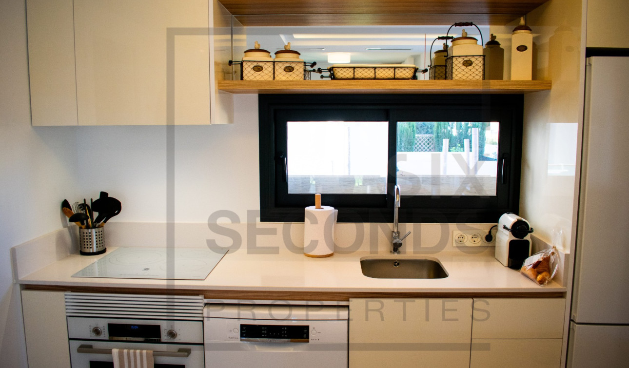 Resale - Semi - Detached Villa - Ciudad Quesada