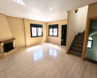 Resale - Semi - Detached Villa - Ciudad Quesada