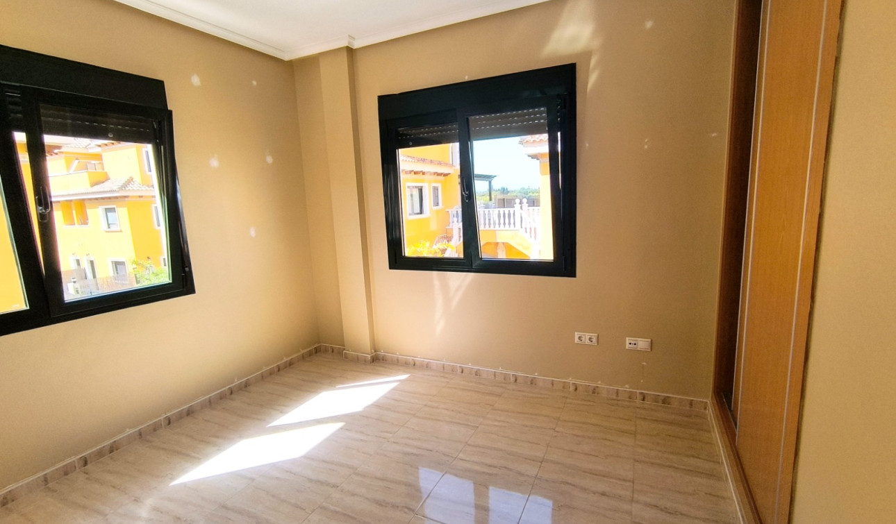 Resale - Semi - Detached Villa - Ciudad Quesada