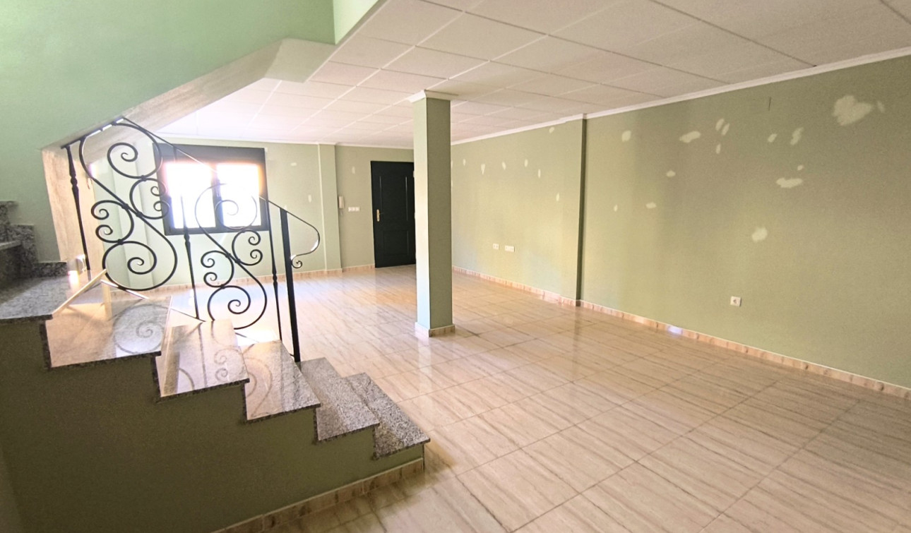 Resale - Semi - Detached Villa - Ciudad Quesada