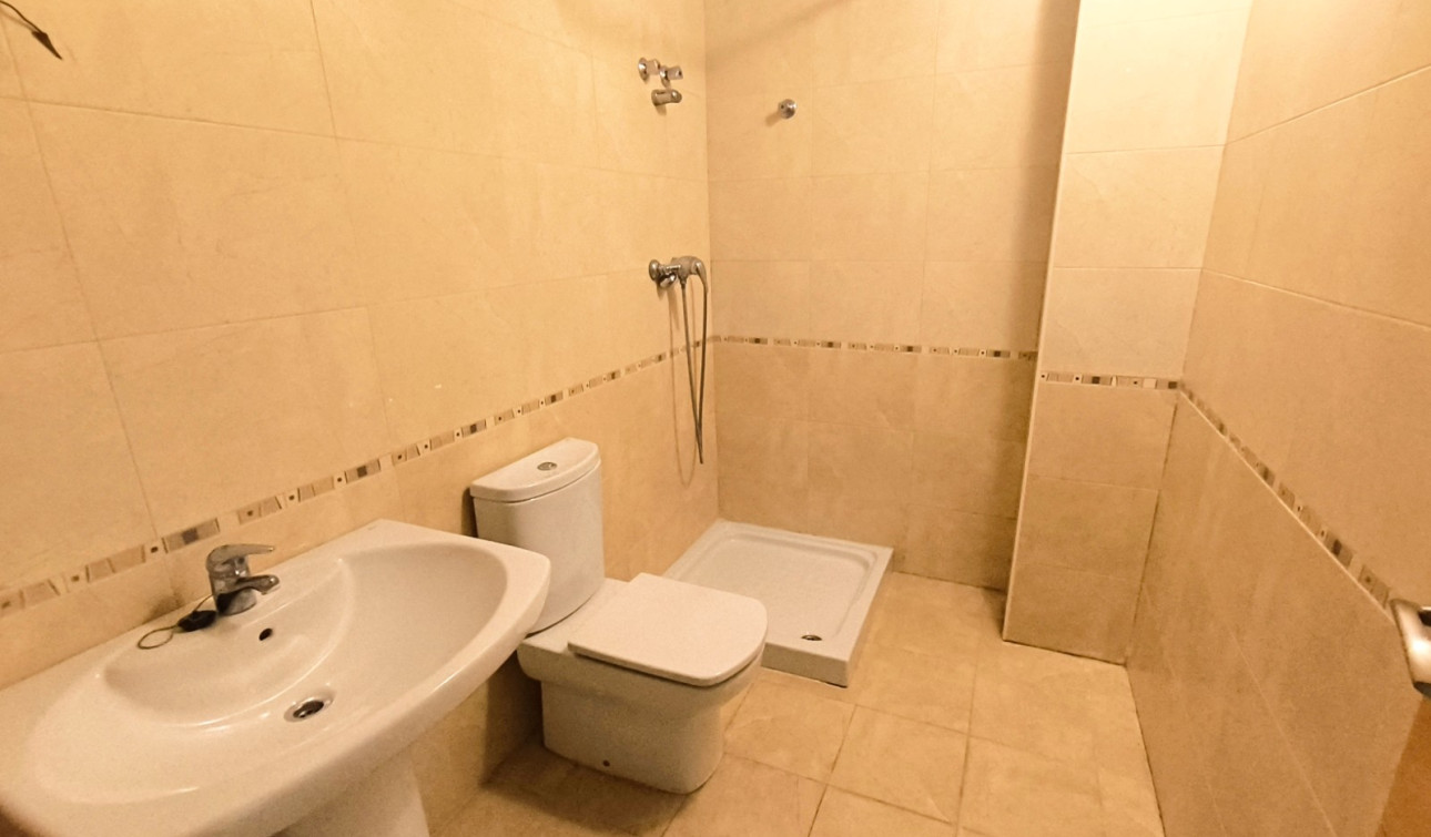 Resale - Semi - Detached Villa - Ciudad Quesada