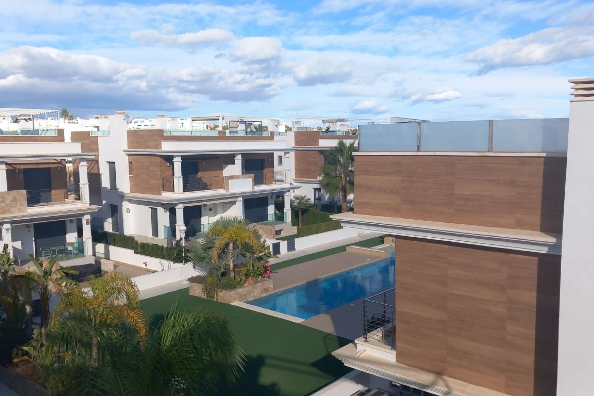 Resale - Semi - Detached Villa - Ciudad Quesada