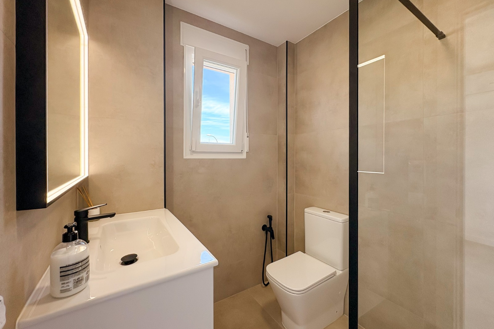 Resale - Semi - Detached Villa - El Campello - Pueblo Acantilado - Venta Lanuza