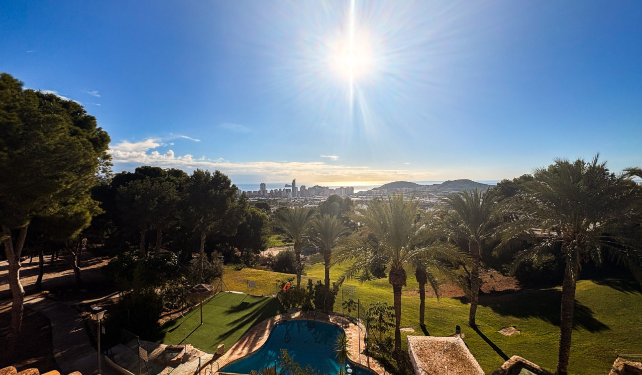 Resale - Semi - Detached Villa - Finestrat - Golf Bahia