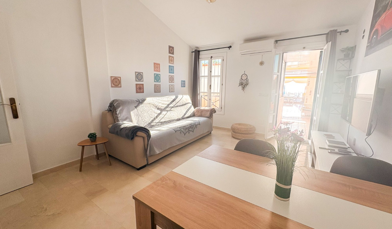 Resale - Semi - Detached Villa - Finestrat - Golf Bahia