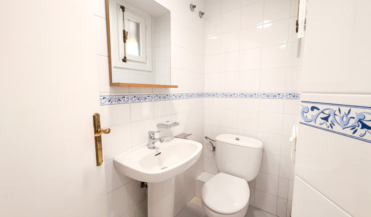 Resale - Semi - Detached Villa - Finestrat - Golf Bahia