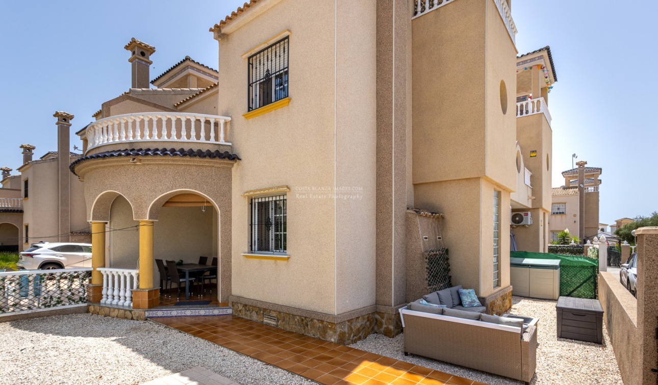 Resale - Semi - Detached Villa - Guardamar del Segura - Urb el raso