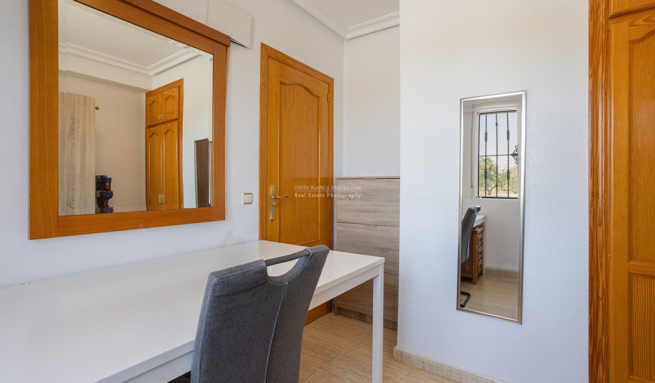 Resale - Semi - Detached Villa - Guardamar del Segura - Urb el raso