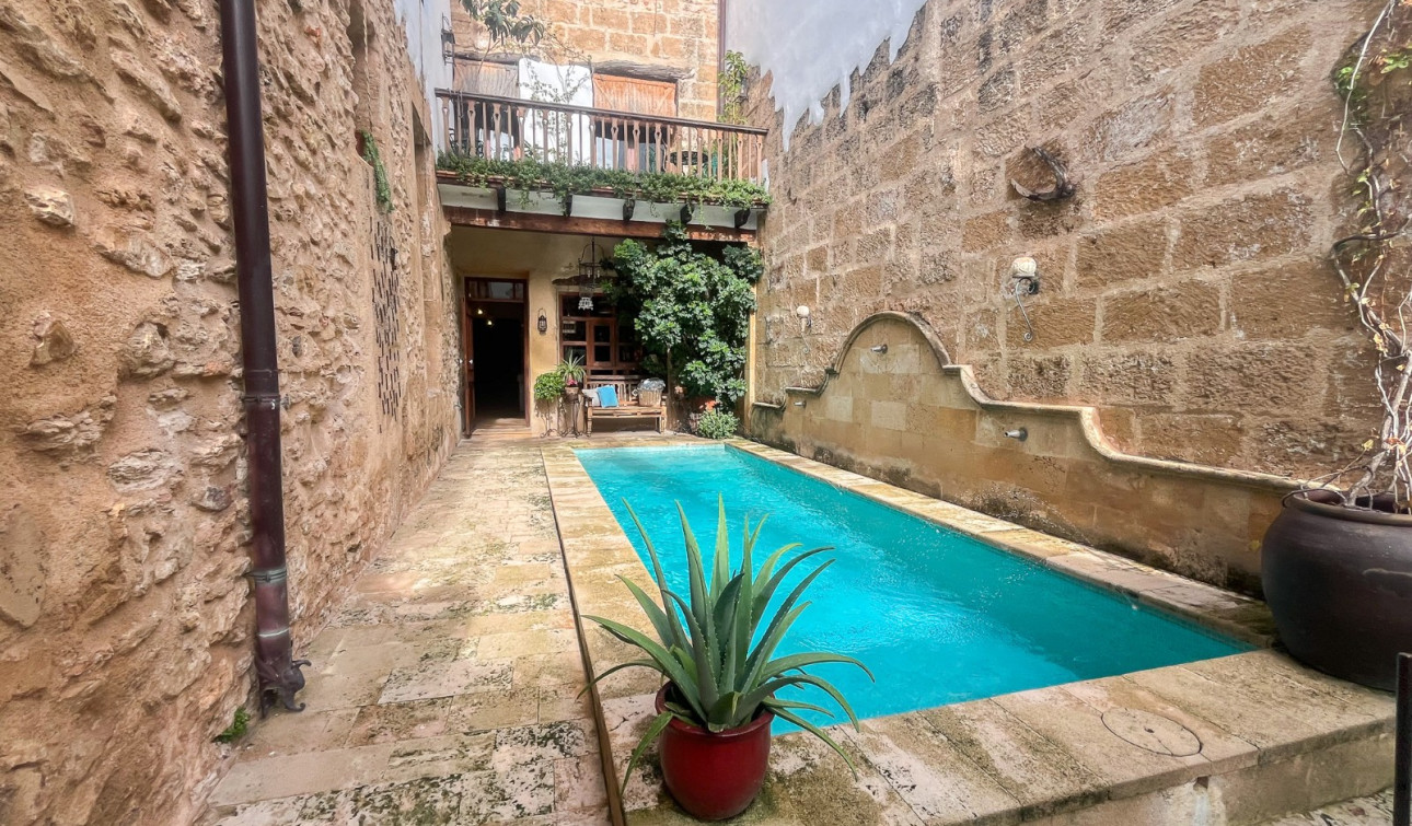 Resale - Semi - Detached Villa - Jávea