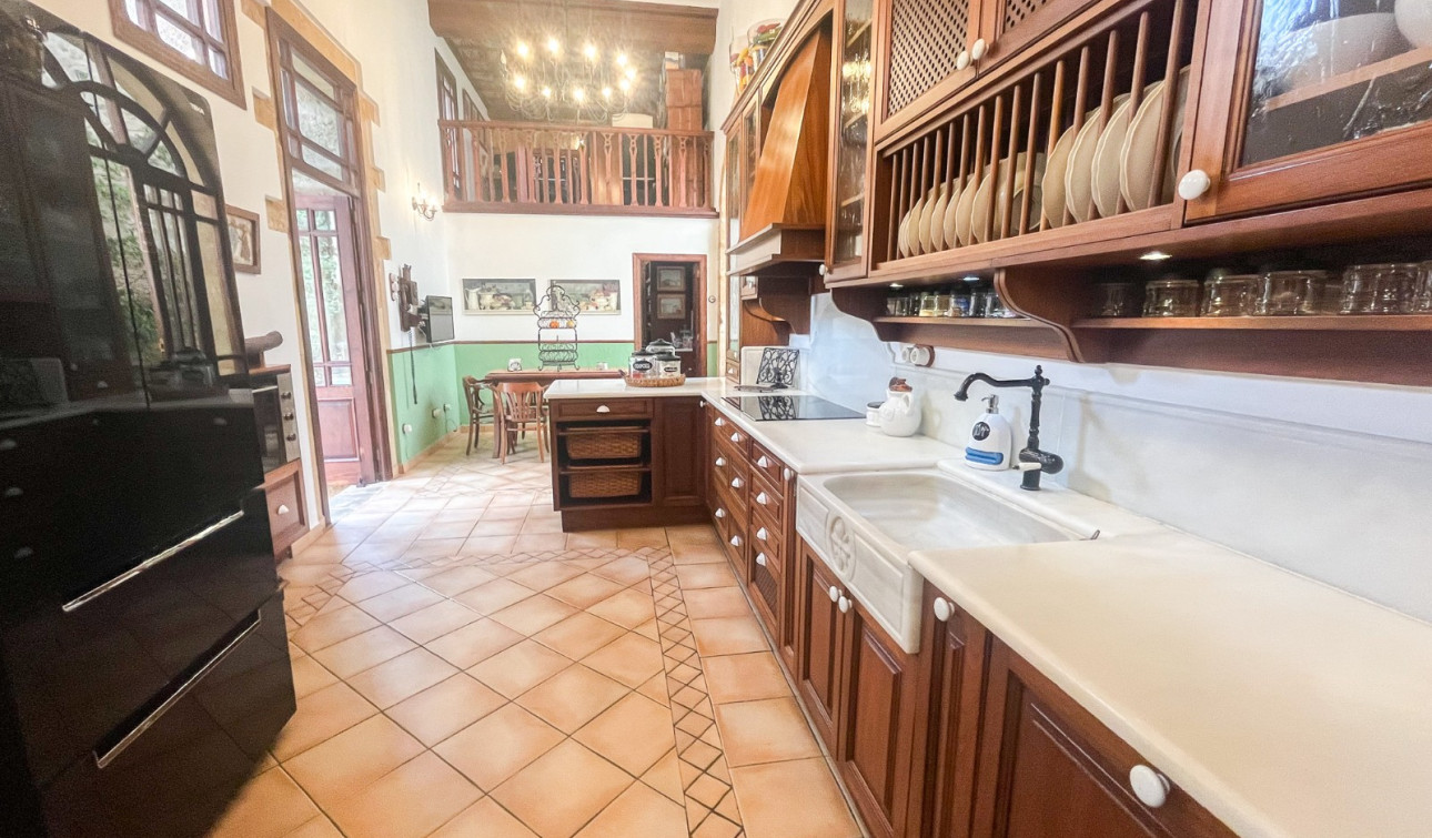 Resale - Semi - Detached Villa - Jávea