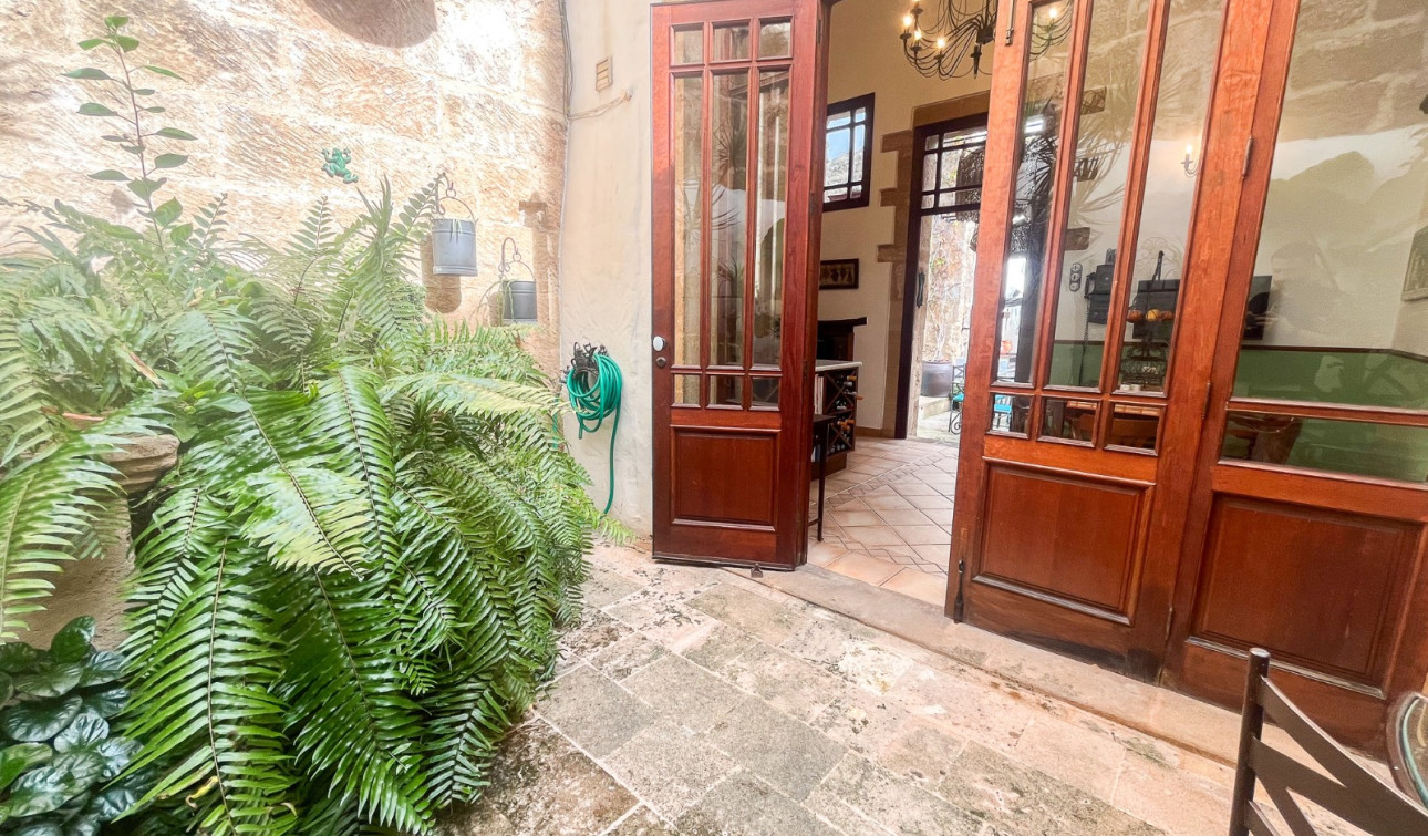 Resale - Semi - Detached Villa - Jávea