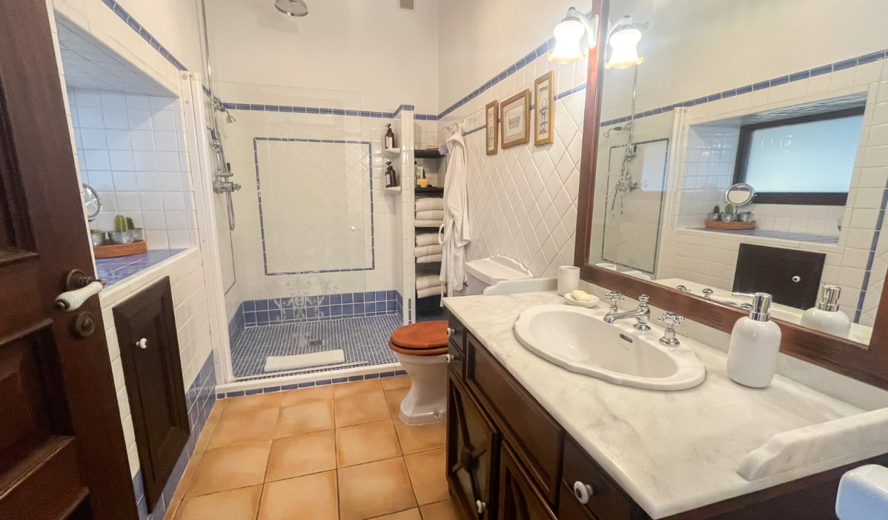 Resale - Semi - Detached Villa - Jávea
