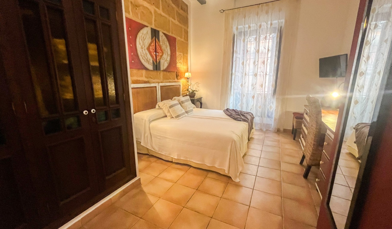 Resale - Semi - Detached Villa - Jávea