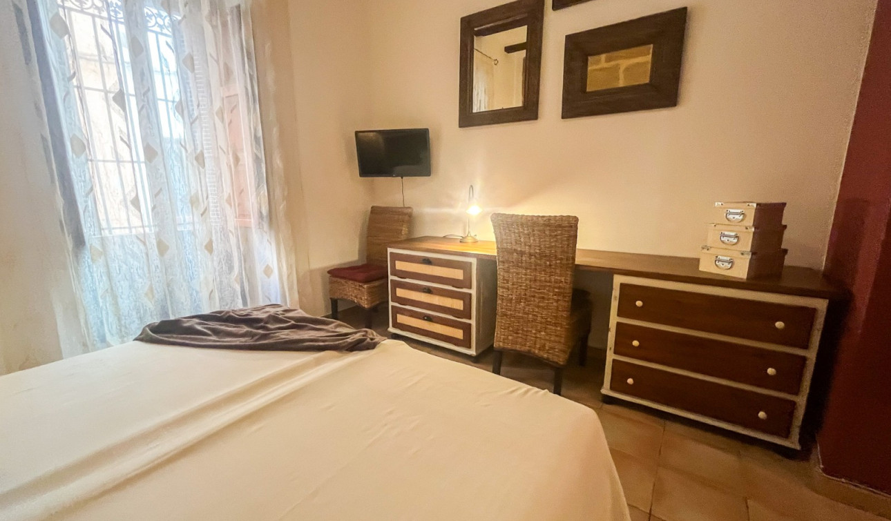 Resale - Semi - Detached Villa - Jávea