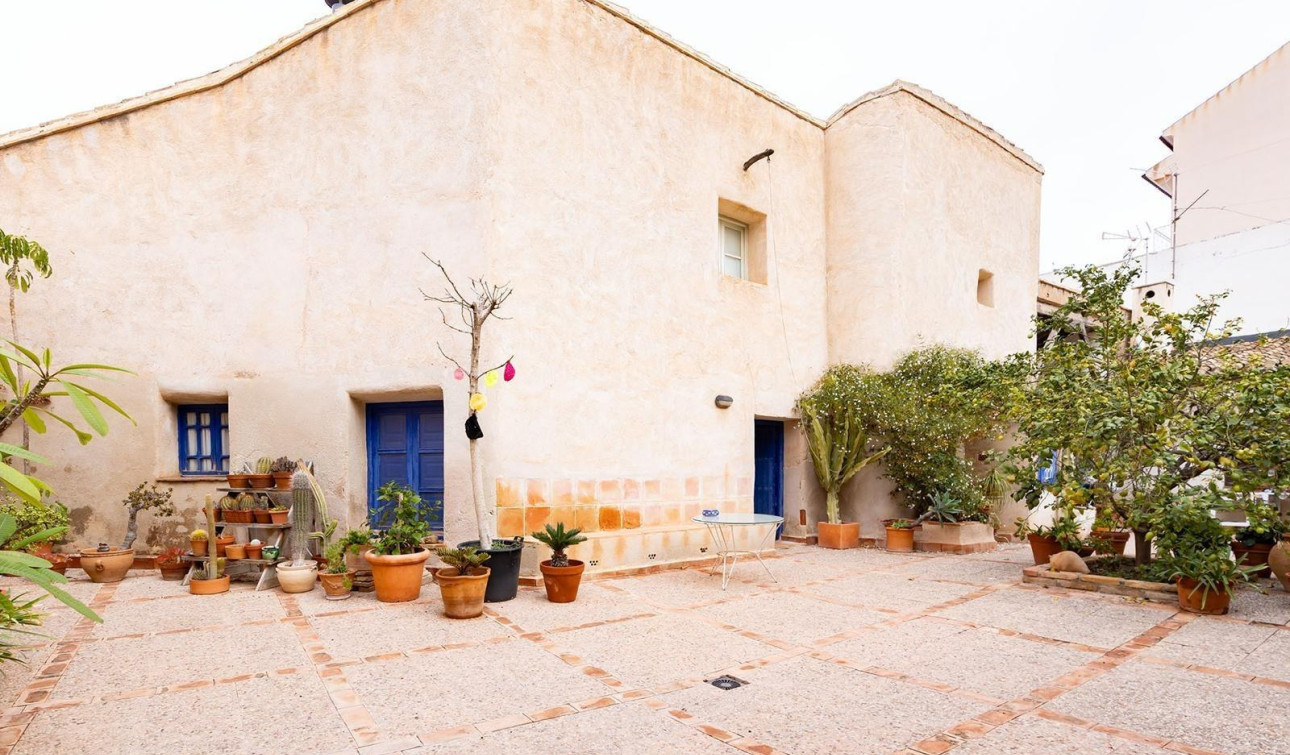 Resale - Semi - Detached Villa - Los Martinez Del Puerto - Los Martínez del Puerto