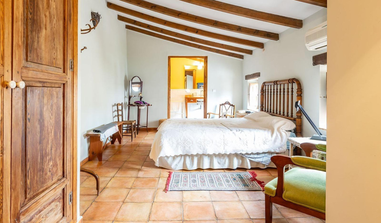 Resale - Semi - Detached Villa - Los Martinez Del Puerto - Los Martínez del Puerto