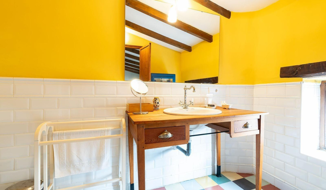 Resale - Semi - Detached Villa - Los Martinez Del Puerto - Los Martínez del Puerto