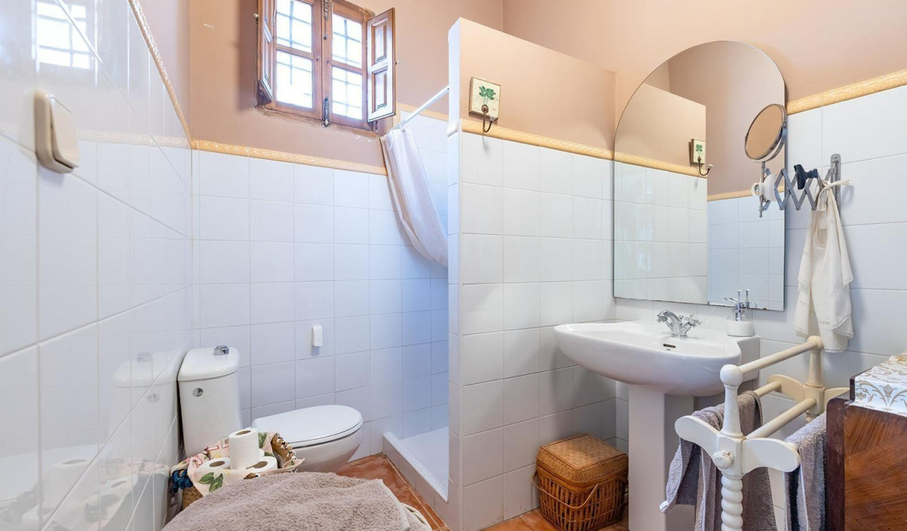 Resale - Semi - Detached Villa - Los Martinez Del Puerto - Los Martínez del Puerto